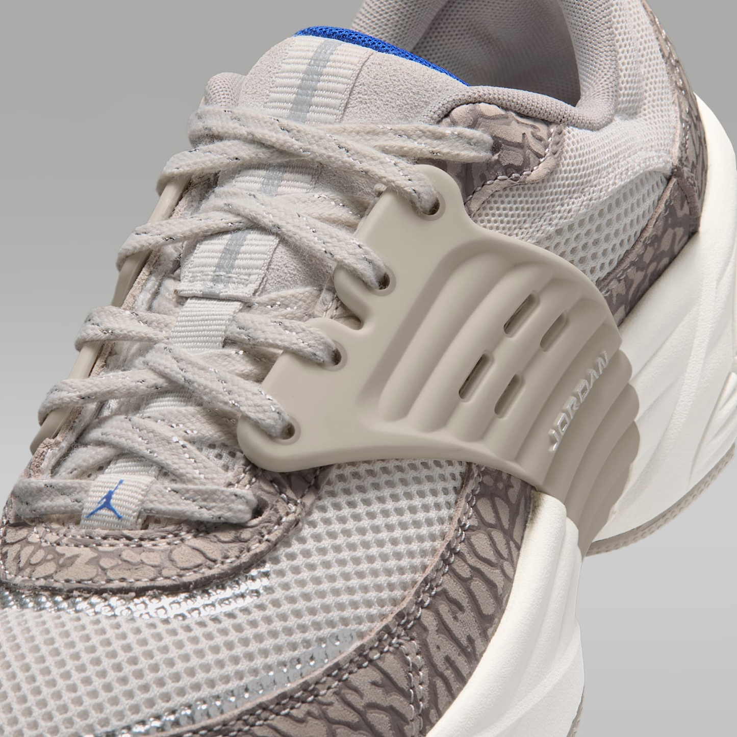 Jordan Trunner O/S Damenschuhe – Gamma Grey/Enigma Stone/Sail/Old Royal