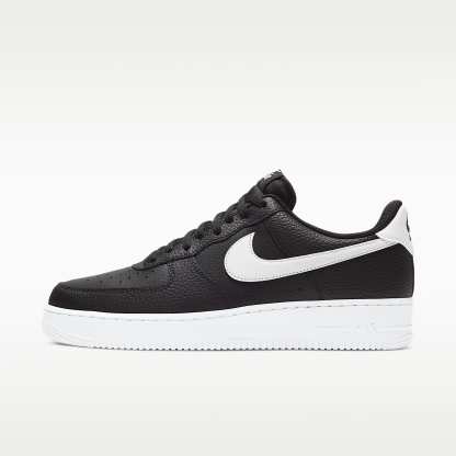 Nike Air Force 1 '07 Herrenschuh – Schwarz/Weiß