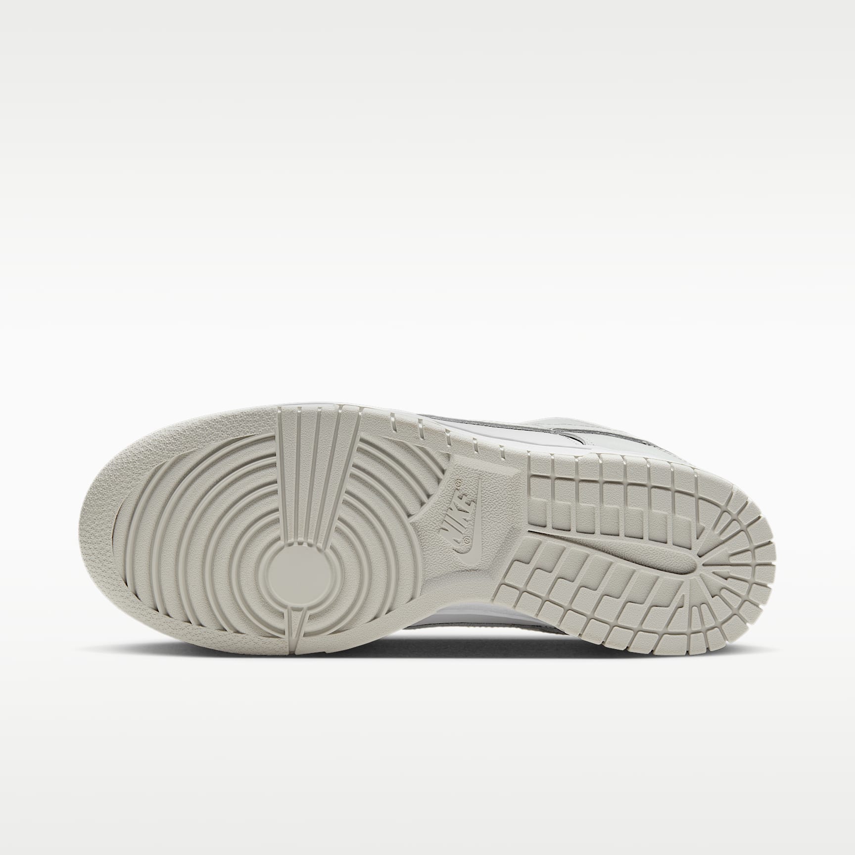 Nike Dunk Low Damenschuh – Weiß/Weiß/Photon Dust