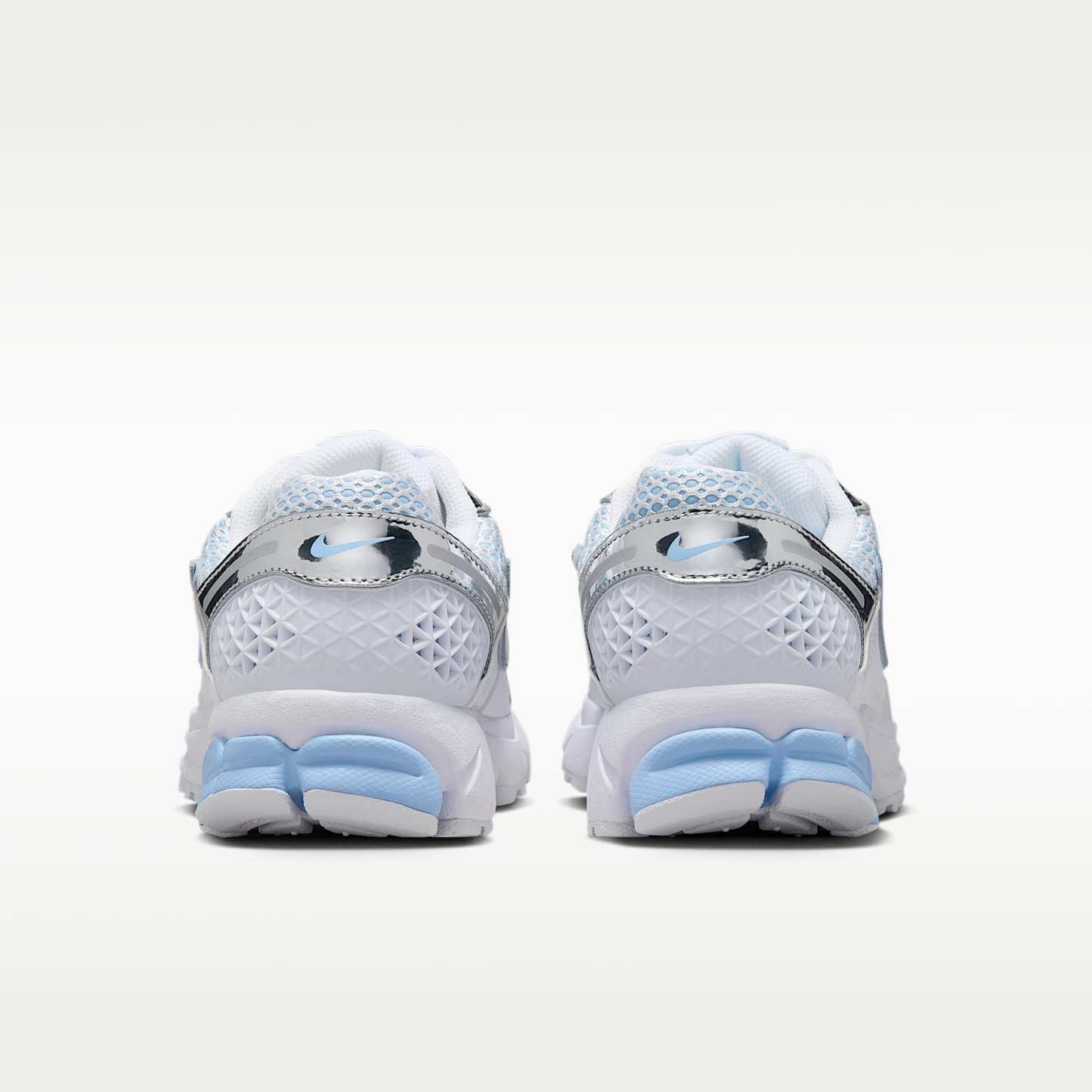 Nike Zoom Vomero 5 Schuh (Damen) – Weiß/Aluminum/Football Grey/Metallic Silver