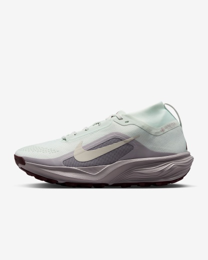 ACG Pegasus Trail GORE-TEX wasserfester Traillaufschuh (Damen) – Barely Green/Silver Lilac/Tattoo/Light Bone