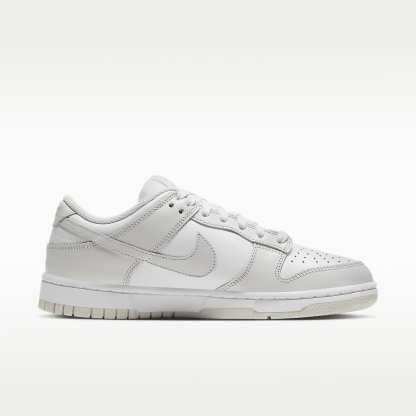 Nike Dunk Low Damenschuh – Weiß/Weiß/Photon Dust