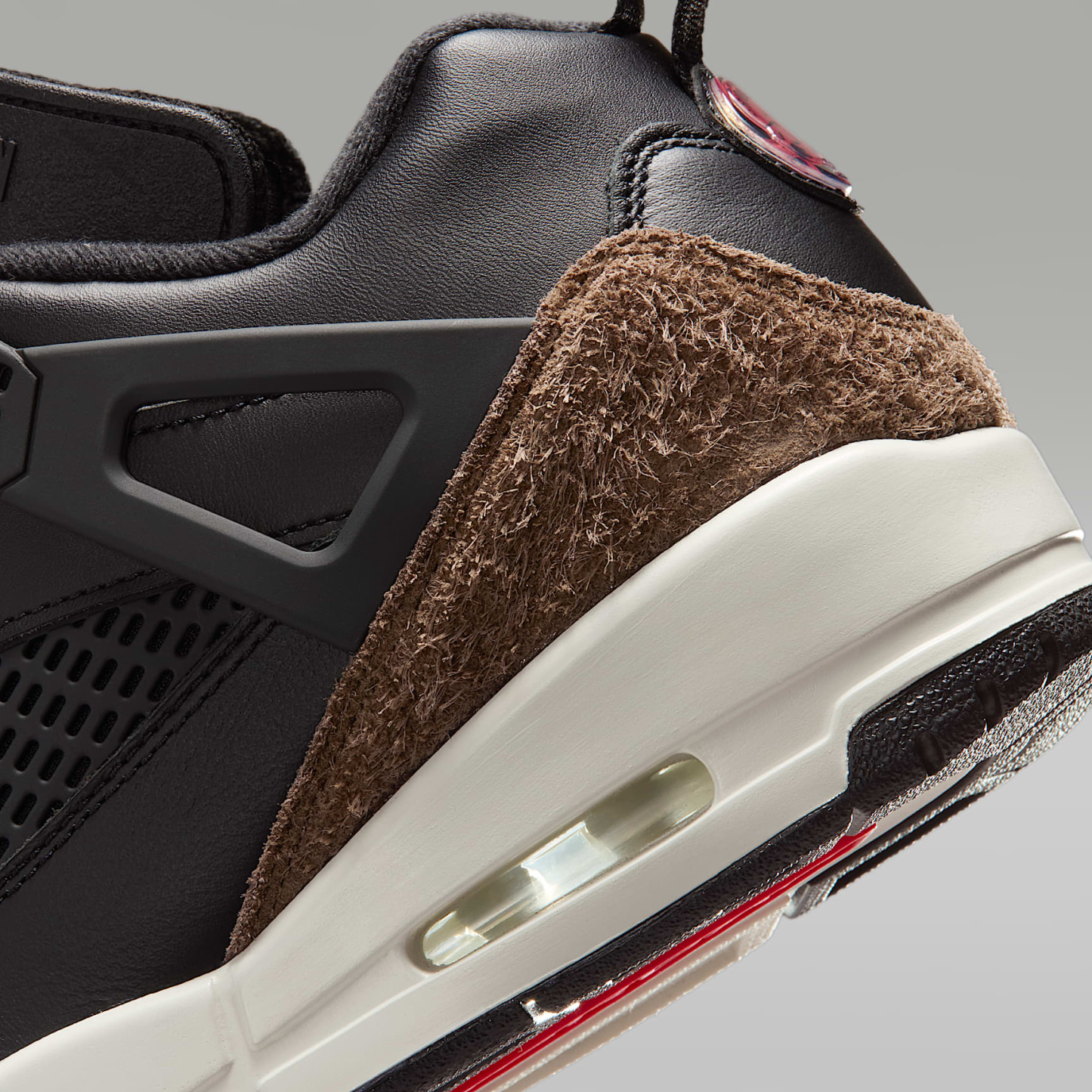 Jordan Spizike Low Herrenschuh – Schwarz/Palomino/Phantom/University Red