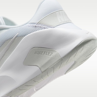 Nike Flex Train Workout-Schuh (Herren) – Weiß/Photon Dust/Weiß