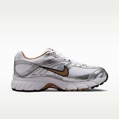 Nike Air Max Moto 2K Schuh mit reflektierenden Akzenten (Damen) – Weiß/Metallic Silver/Schwarz/British Khaki
