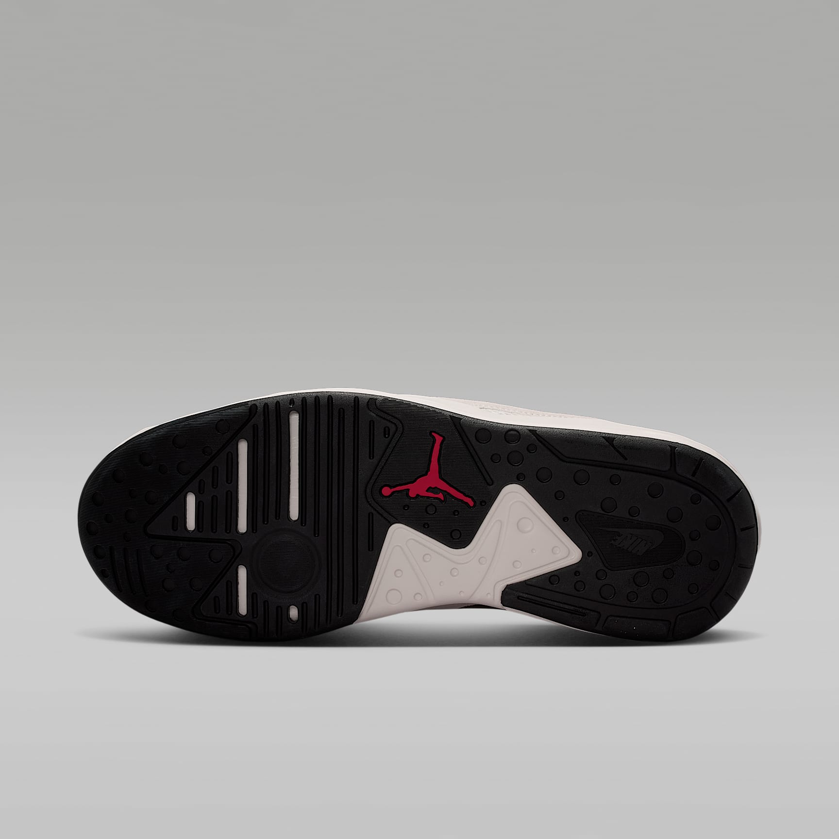 Jordan CMFT Era Schuh (Herren) – Phantom/Palomino/Schwarz/University Red