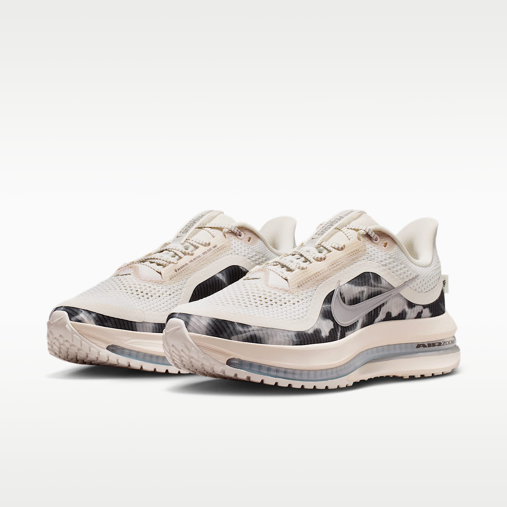 Nike Pegasus Premium SE Straßenlaufschuh (Damen) – Phantom/Anthracite/Metallic Silver/Pencil Point