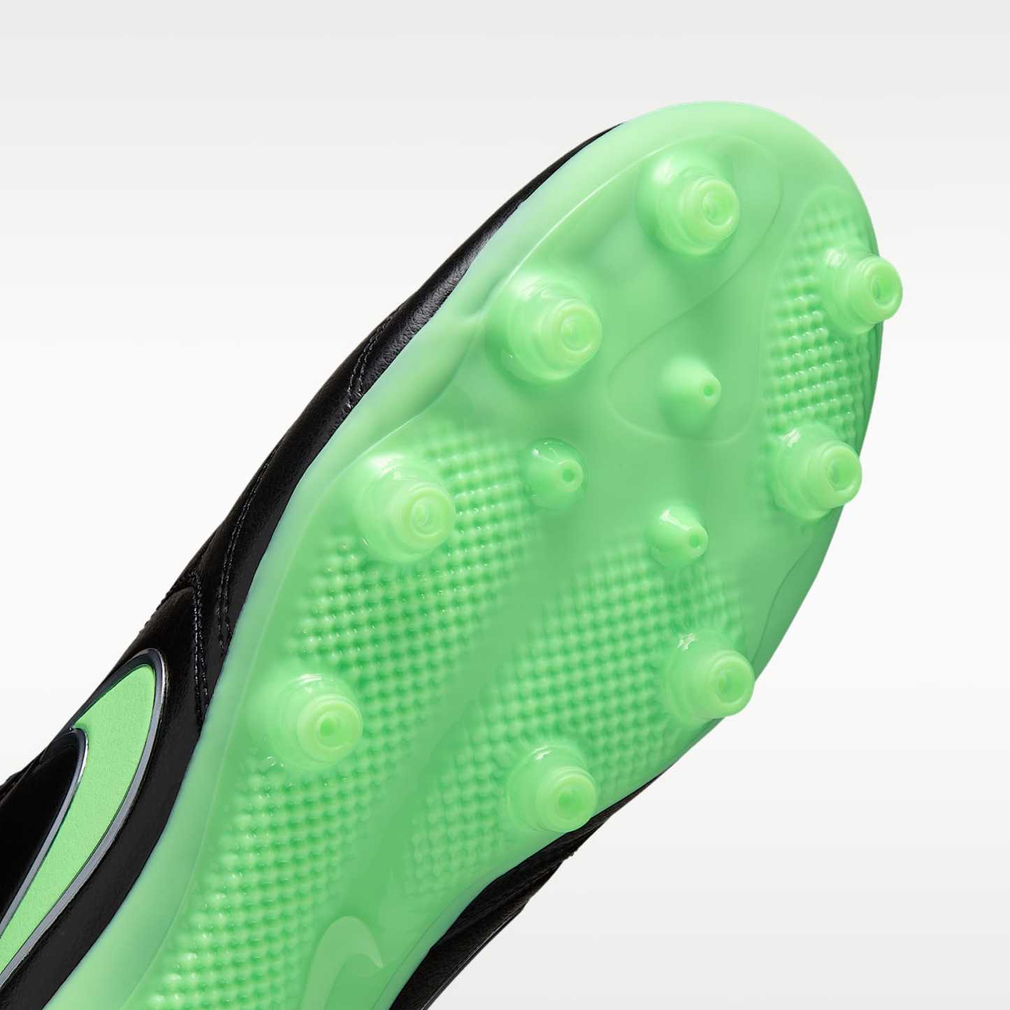 Nike Tiempo Ligera Pro Low-Top-Fußballschuh für Kunstrasen – Schwarz/Schwarz/Illusion Green