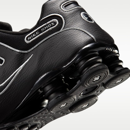 Nike Shox NZ Schuhe (Herren) – Schwarz/Light Smoke Grey/Schwarz