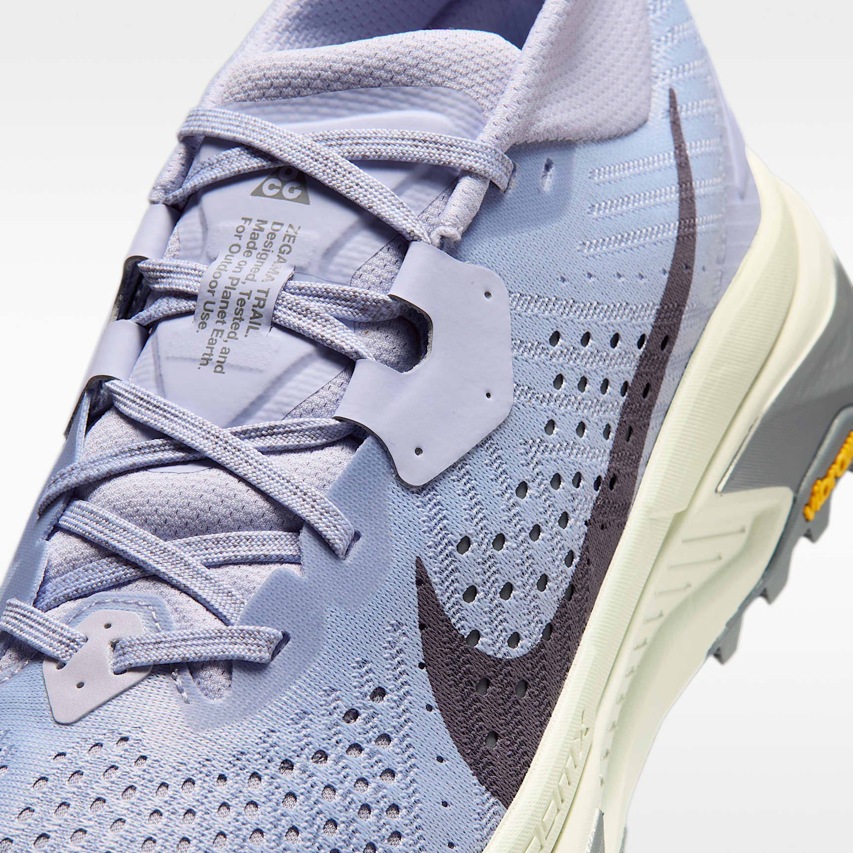 ACG Zegama Trail Traillaufschuh (Damen) – Ghost/Sea Glass/Smoke Grey/Cement Grey