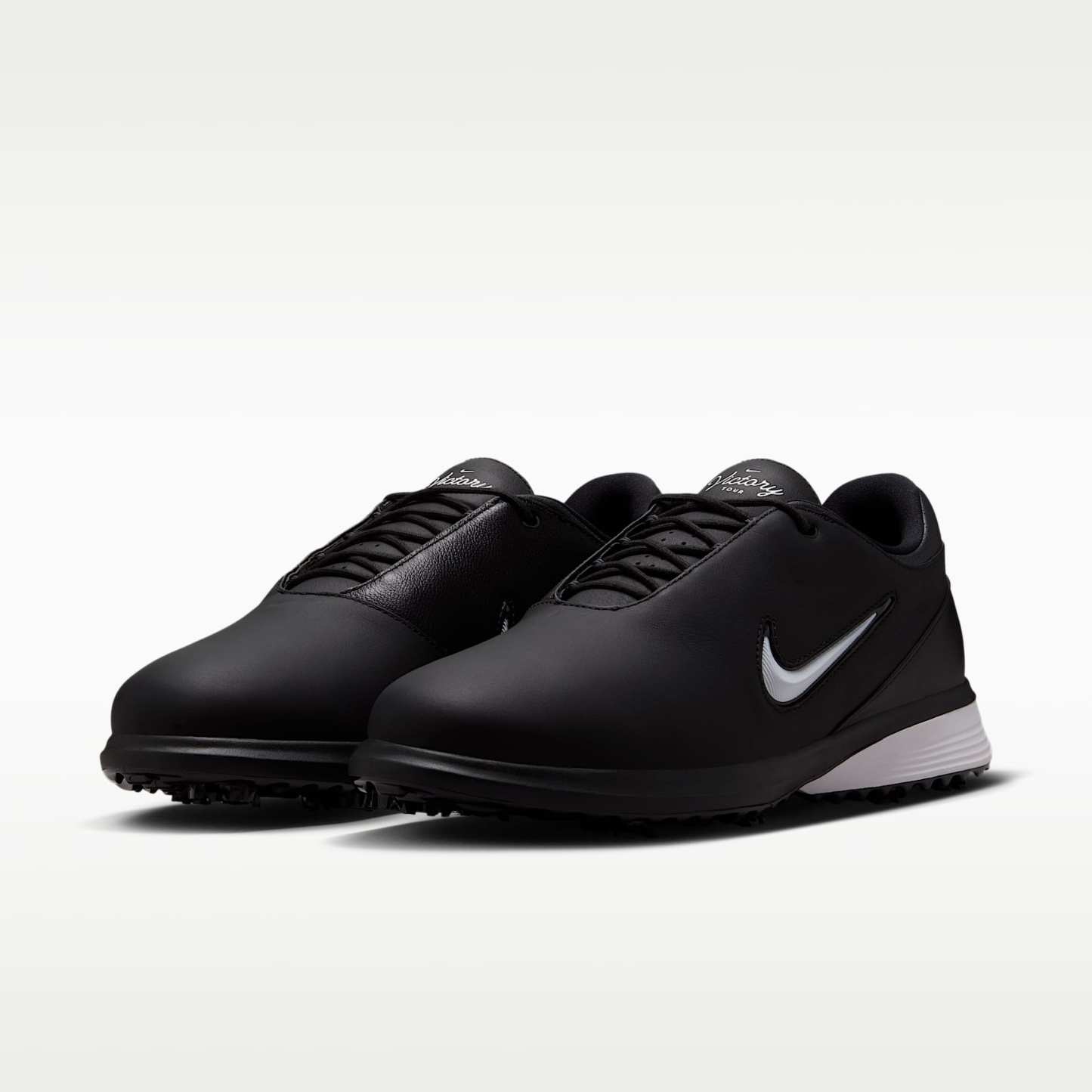 Nike Victory Tour 4 Golfschuh – Schwarz/Dark Smoke Grey/Weiß