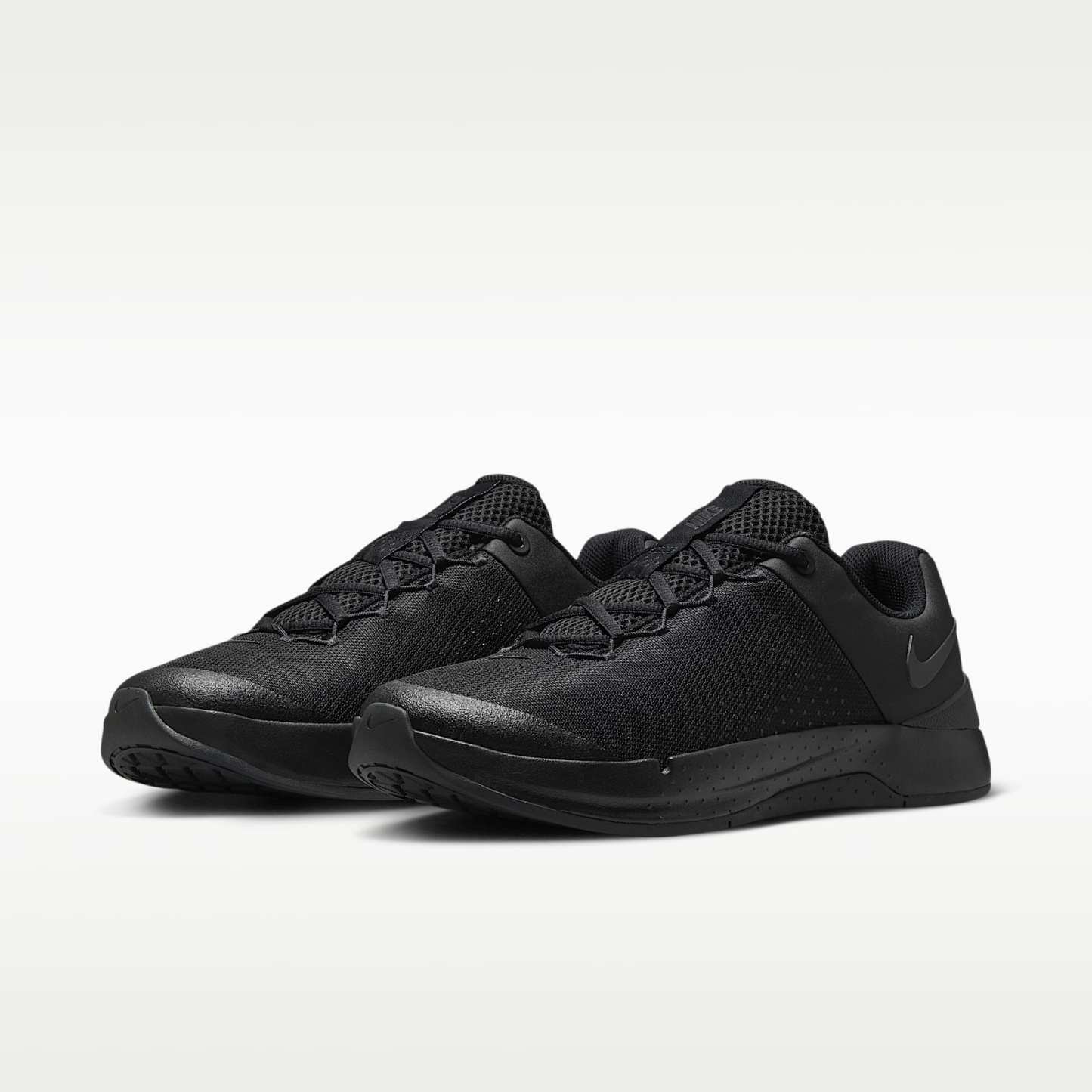 Nike MC Trainer 4 Trainingsschuh (Herren) – Schwarz/Dark Smoke Grey