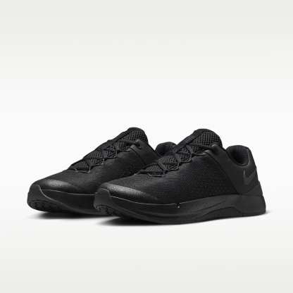 Nike MC Trainer 4 Trainingsschuh (Herren) – Schwarz/Dark Smoke Grey