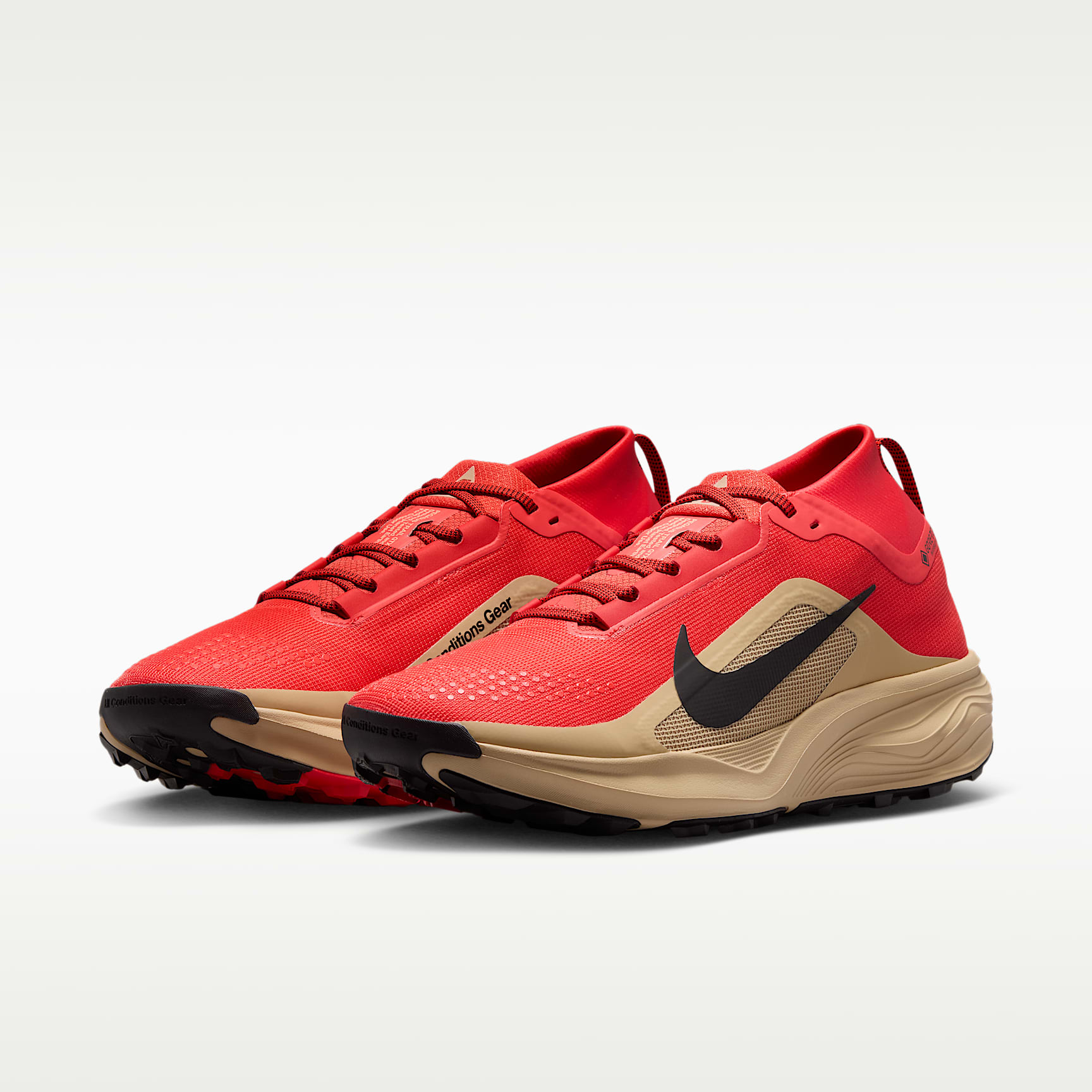 ACG Pegasus Trail GORE-TEX wasserdichter Traillaufschuh (Herren) – Light Crimson/Linen/Schwarz