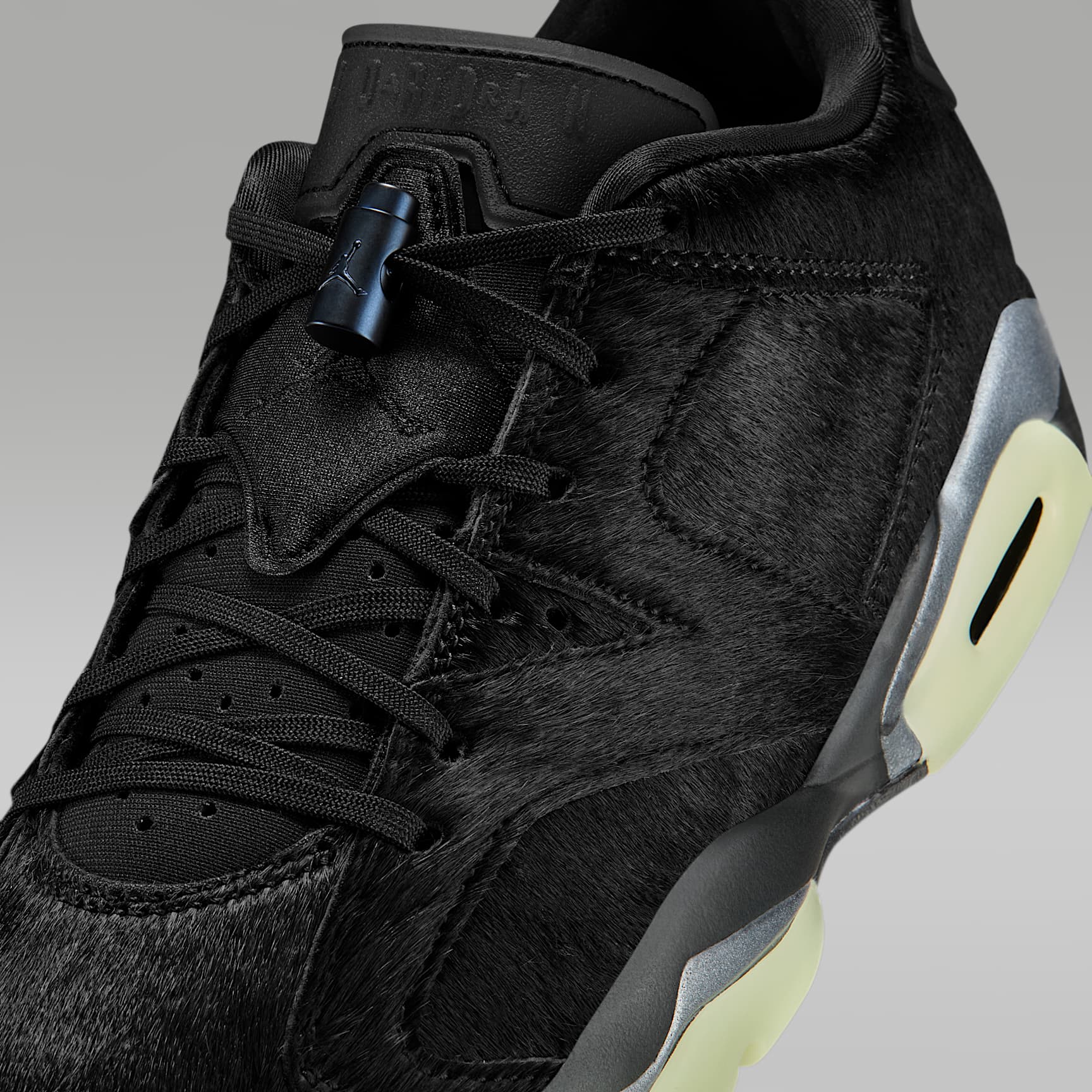 Air Jordan 6 Retro Low Schuh (Damen) – Schwarz/Schwarz/Schwarz