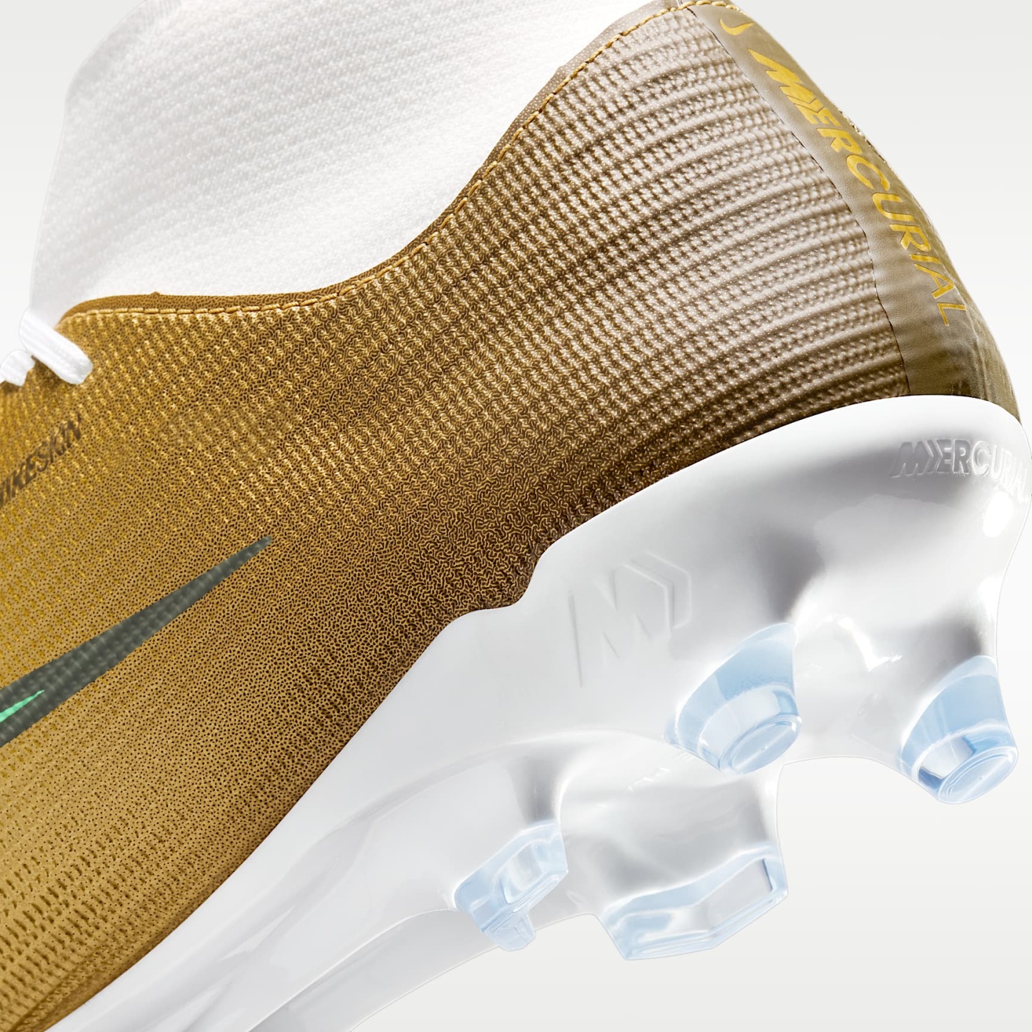Nike Mercurial Superfly 11 Academy „Kylian Mbappé“ High-Top-Fußballschuh für verschiedene Böden – Metallic Gold/Green Glow