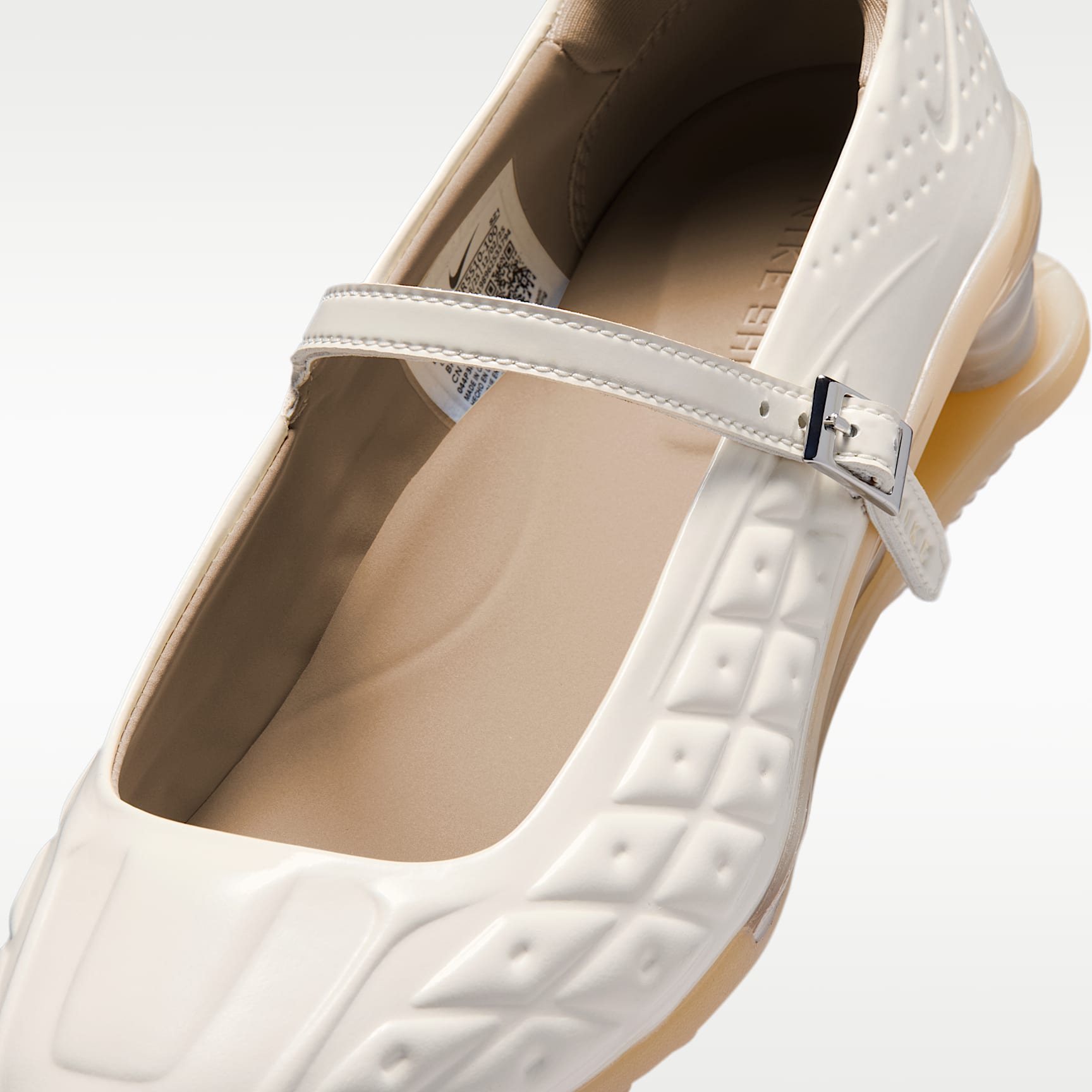 Nike Shox Z Calistra Schuh (Damen) – Pale Ivory/Oatmeal/Pale Ivory