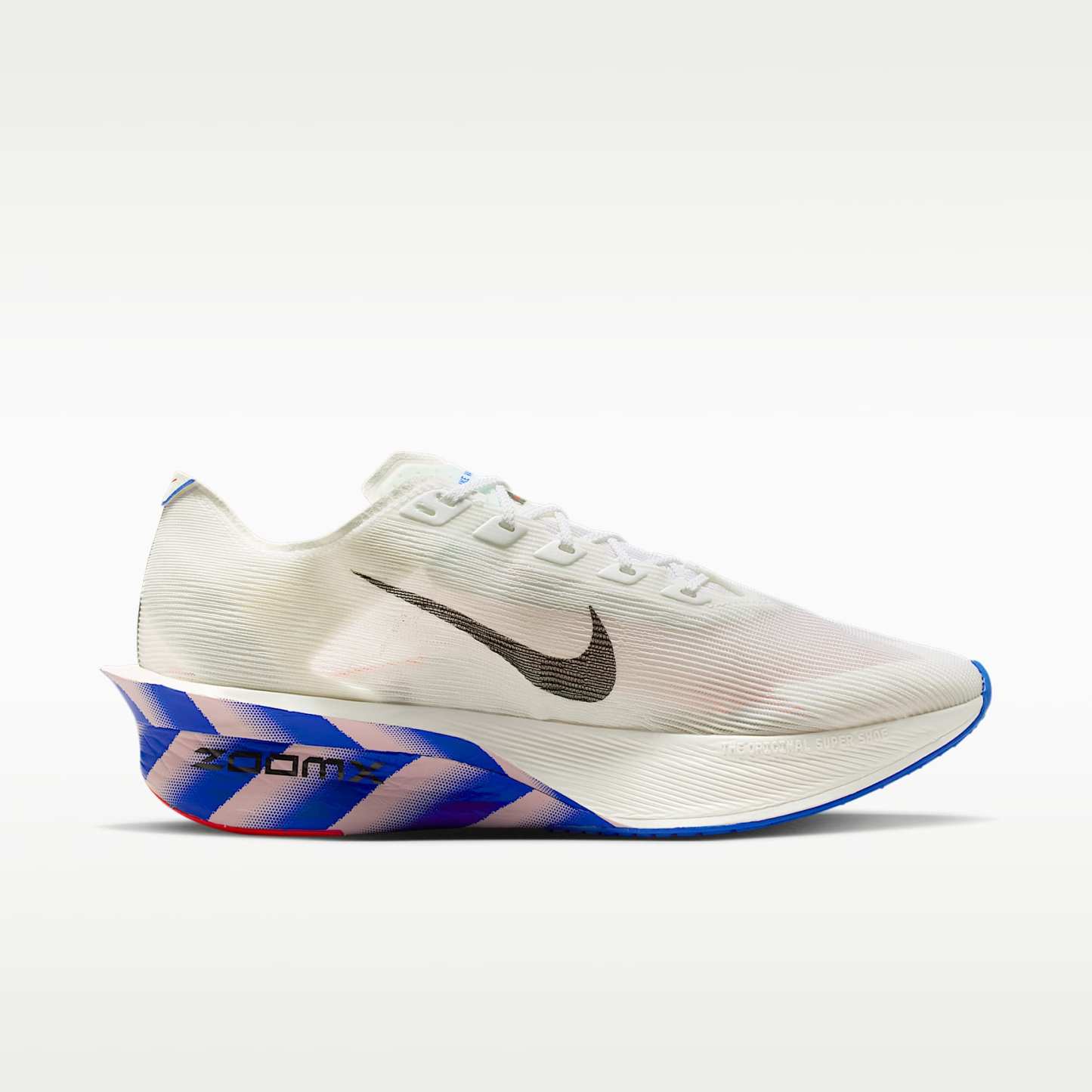 Nike Vaporfly 4 Straßenlaufschuh für Wettkämpfe (Herren) – Weiß/Racer Blue/Silt Red/Schwarz