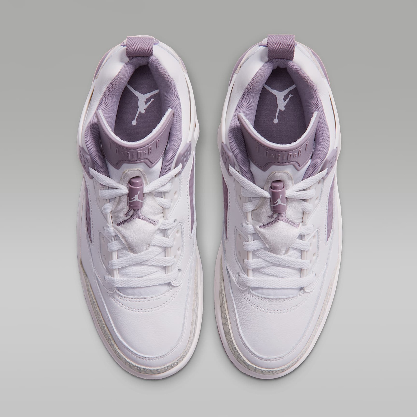 Jordan Spizike Low Schuh (Damen) – Swan/Light Smoke Grey/Purple Smoke