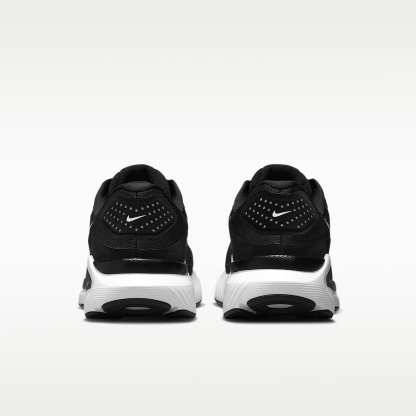 Nike Structure 26 Straßenlaufschuh (Damen) – Schwarz/Cool Grey/Metallic Silver/Weiß