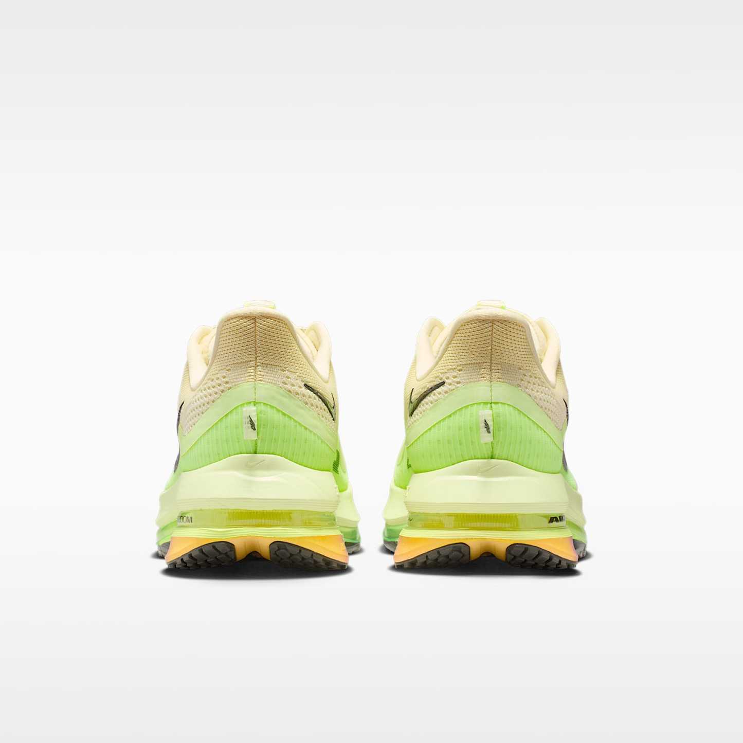 Nike Pegasus Premium Straßenlaufschuh (Herren) – Alabaster/Barely Volt/Volt Ice/Schwarz