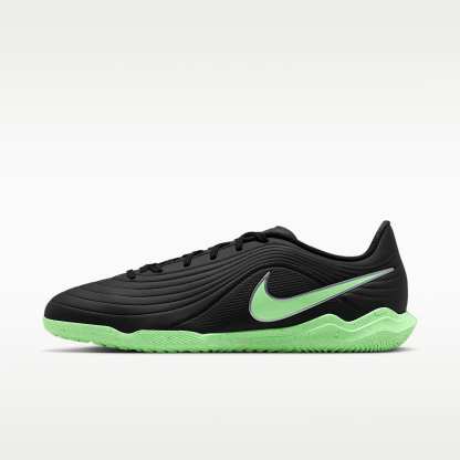 Nike Tiempo Maestro Club Low-Top-Fußballschuh für Hallen- und Hartplätze – Schwarz/Schwarz/Illusion Green