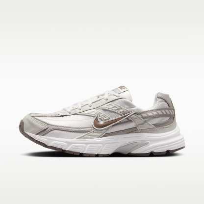 Nike Initiator Damenschuh – Phantom/Light Bone/Sail/Mink Brown