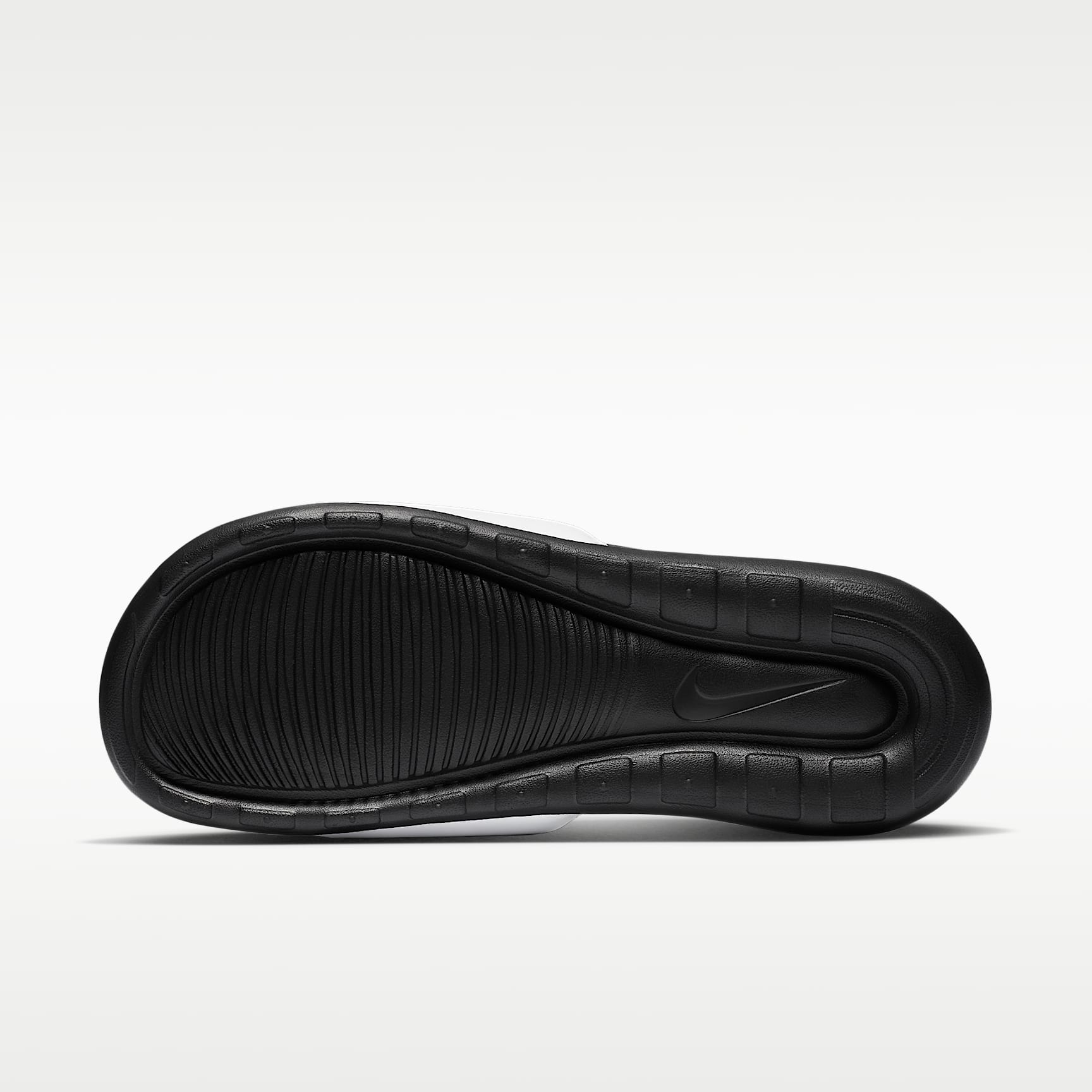 Nike Victori One Slides (Herren) – Schwarz/Weiß/Schwarz