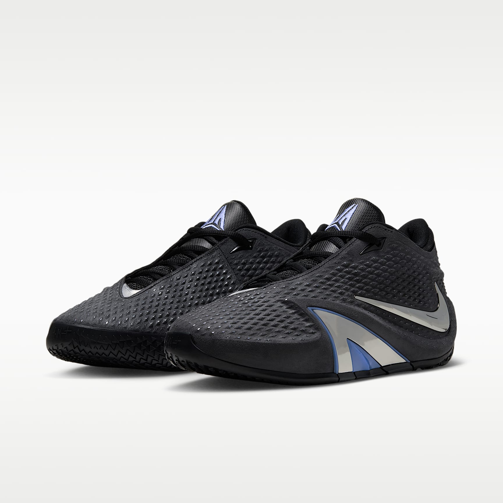 JA 4 "Nightmare" Basketballschuhe – Schwarz/Cobalt Bliss/Dark Smoke Grey/Metallic Silver
