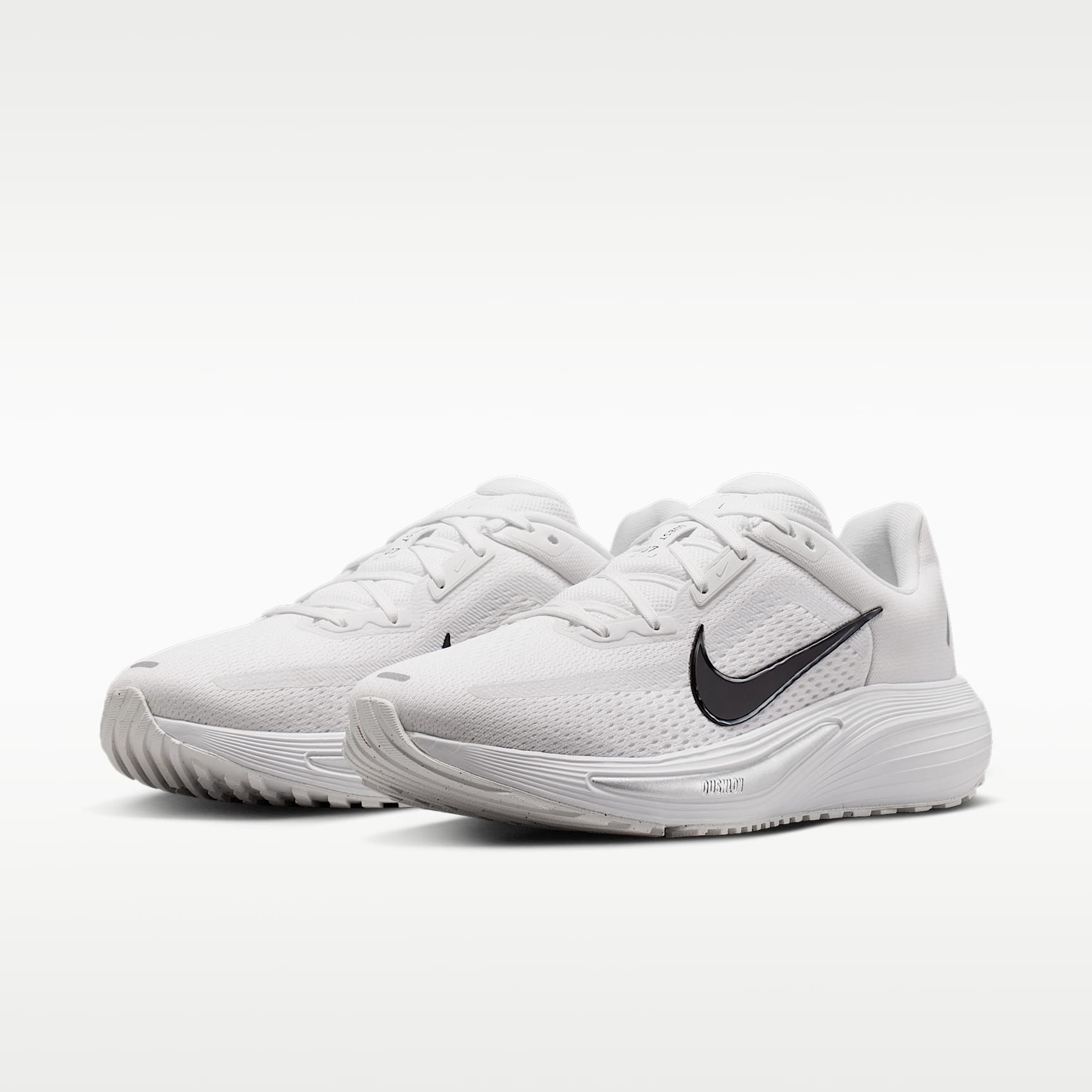 Nike Quest 7 Straßenlaufschuhe (Damen) – Summit White/Weiß/Metallic Silver/Schwarz