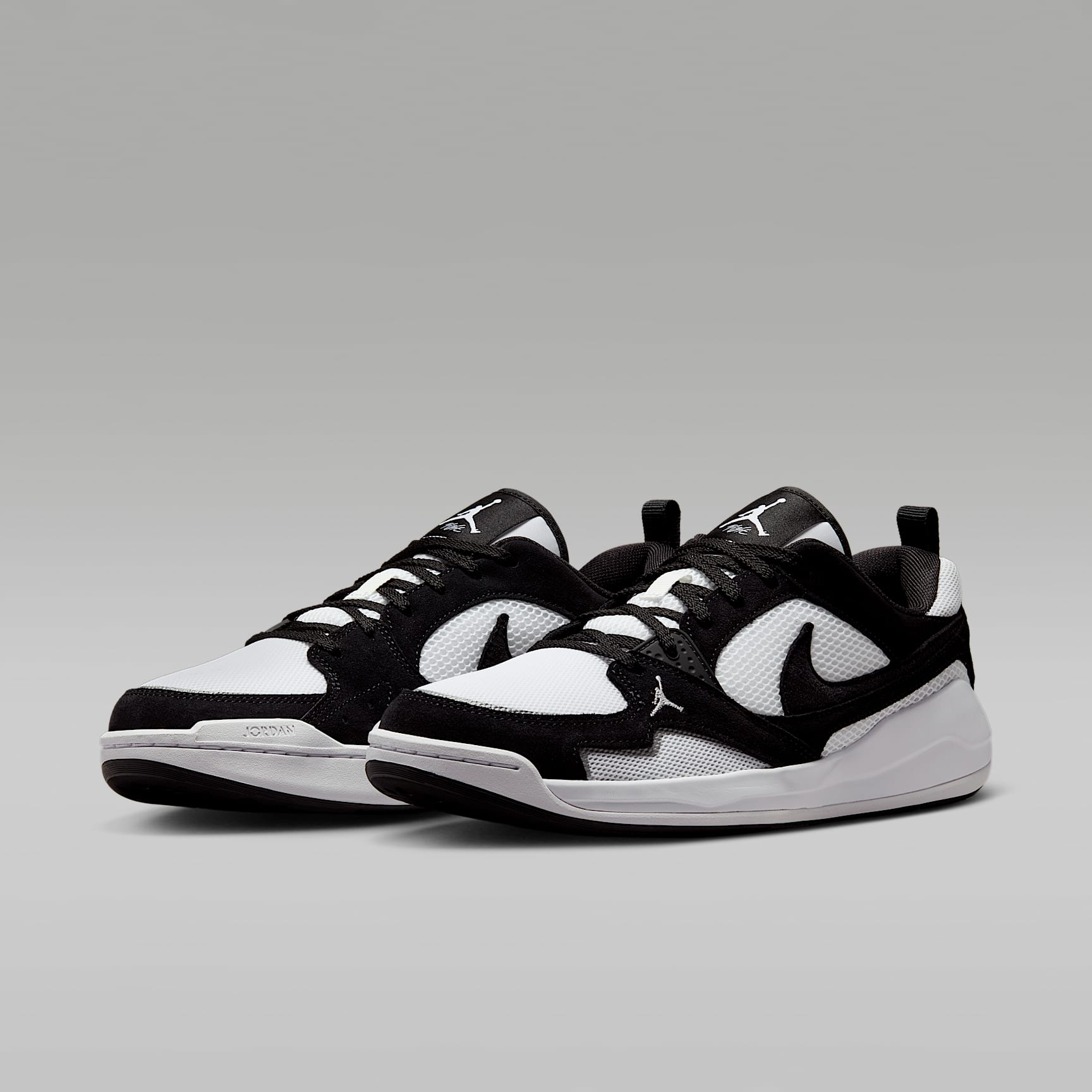 Jordan CMFT Era Schuh (Herren) – Schwarz/Weiß [HJ6777-001]
