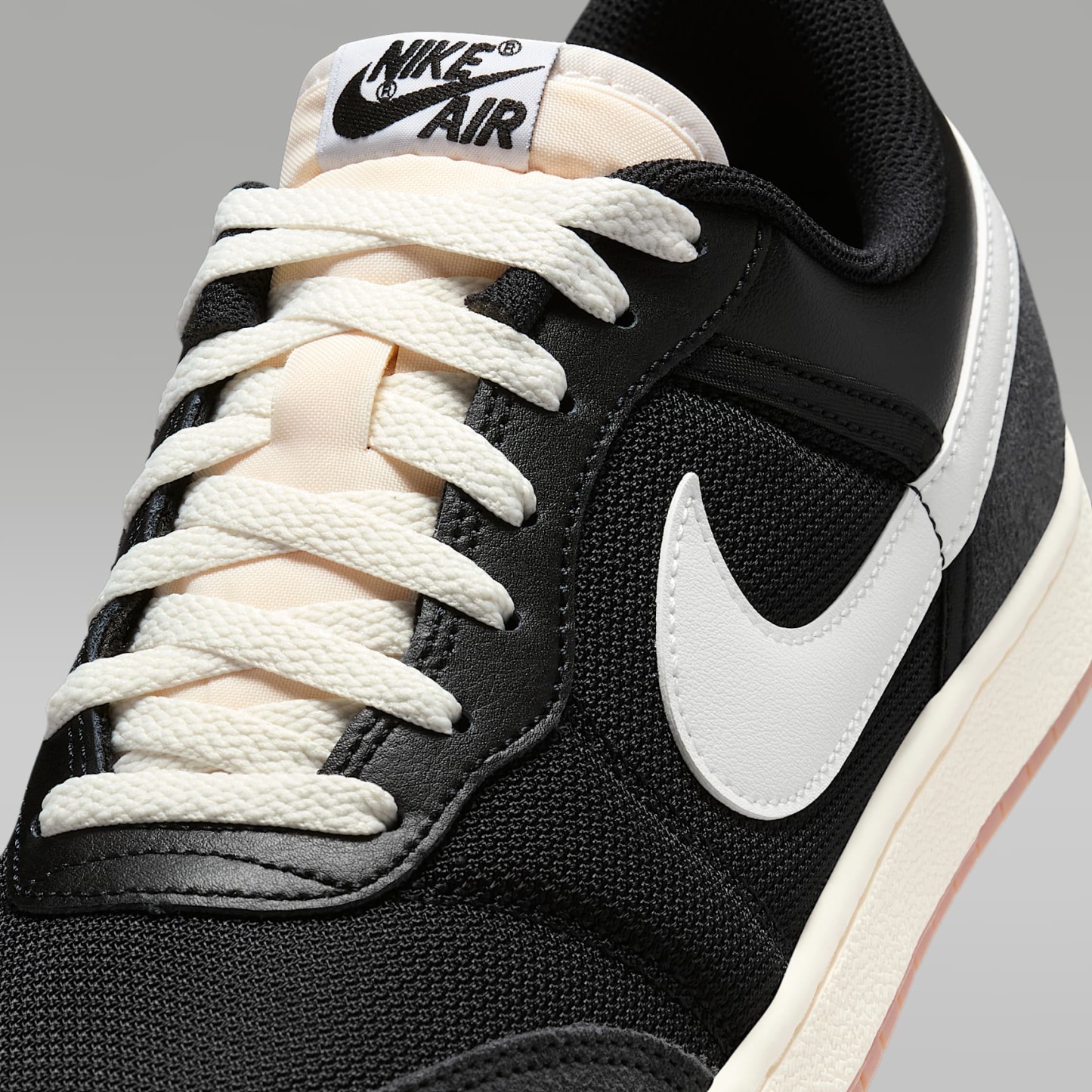Air Jordan Skyline Low Herrenschuh – Schwarz/Anthracite/Gum Medium Brown/Summit White