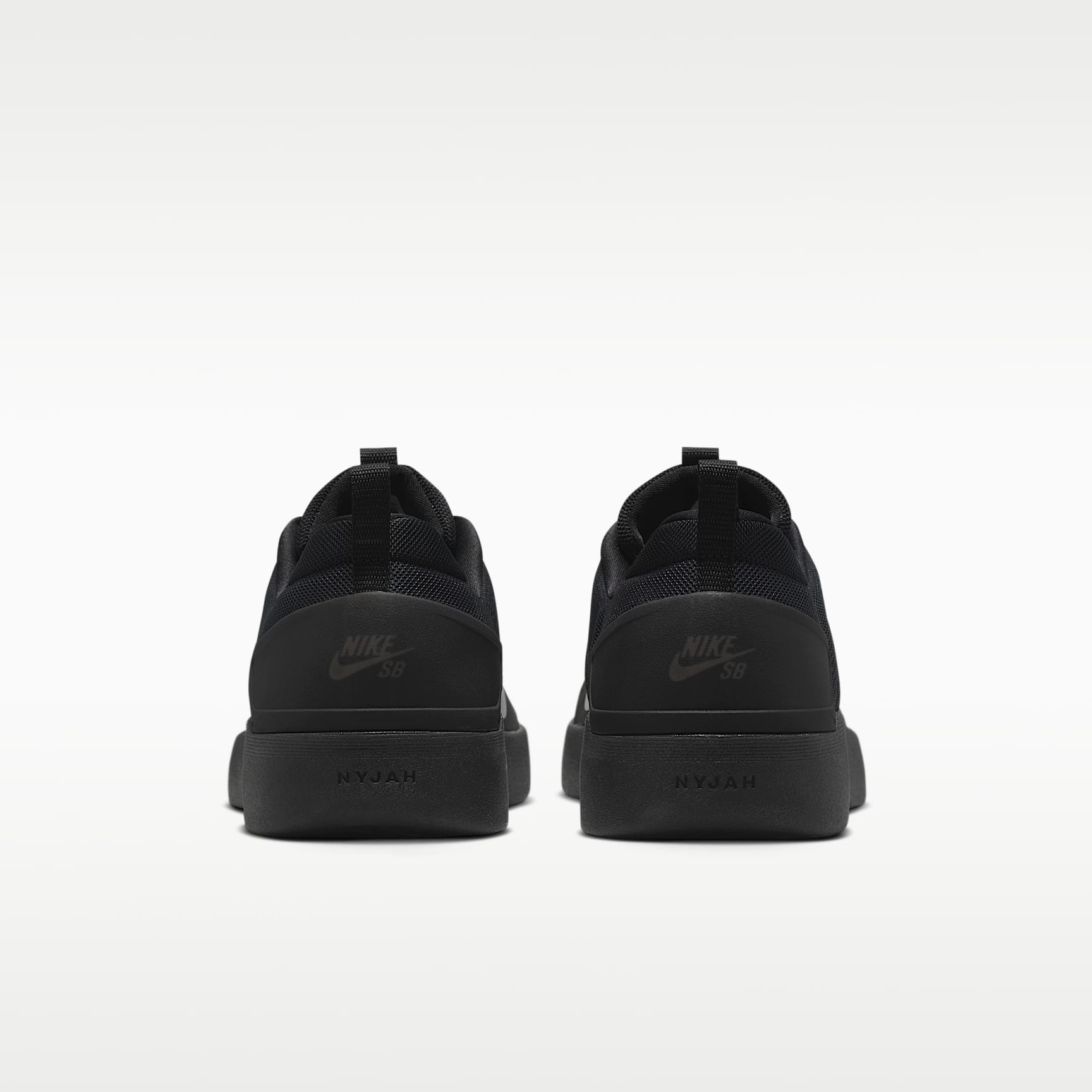 Nike SB Zoom Nyjah 4 Skateboardschuh – Schwarz/Schwarz/Weiß/Weiß
