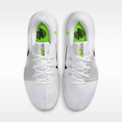 Nike GP Challenge 1.5 Hartplatz-Tennisschuh (Herren) – Weiß/Pure Platinum/Volt/Schwarz