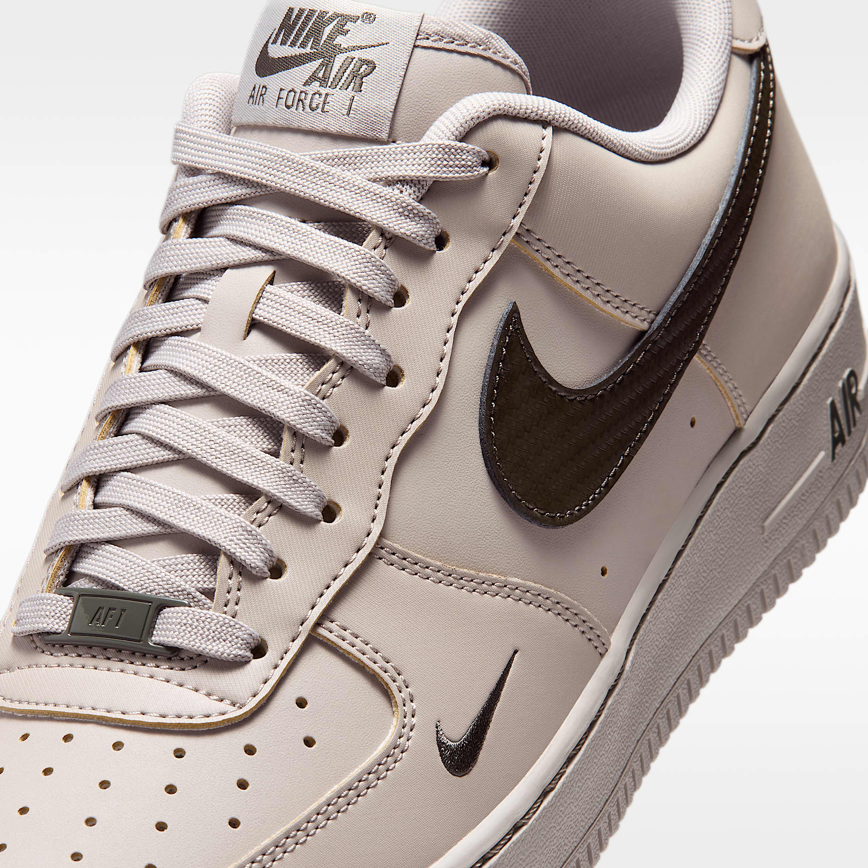 Nike Air Force 1 '07 Schuh (Herren) – College Grey/Newsprint