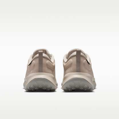 Nike Juniper Trail 2 GORE-TEX wasserdichter Traillaufschuh für Herren – Cream II/Light Orewood Brown