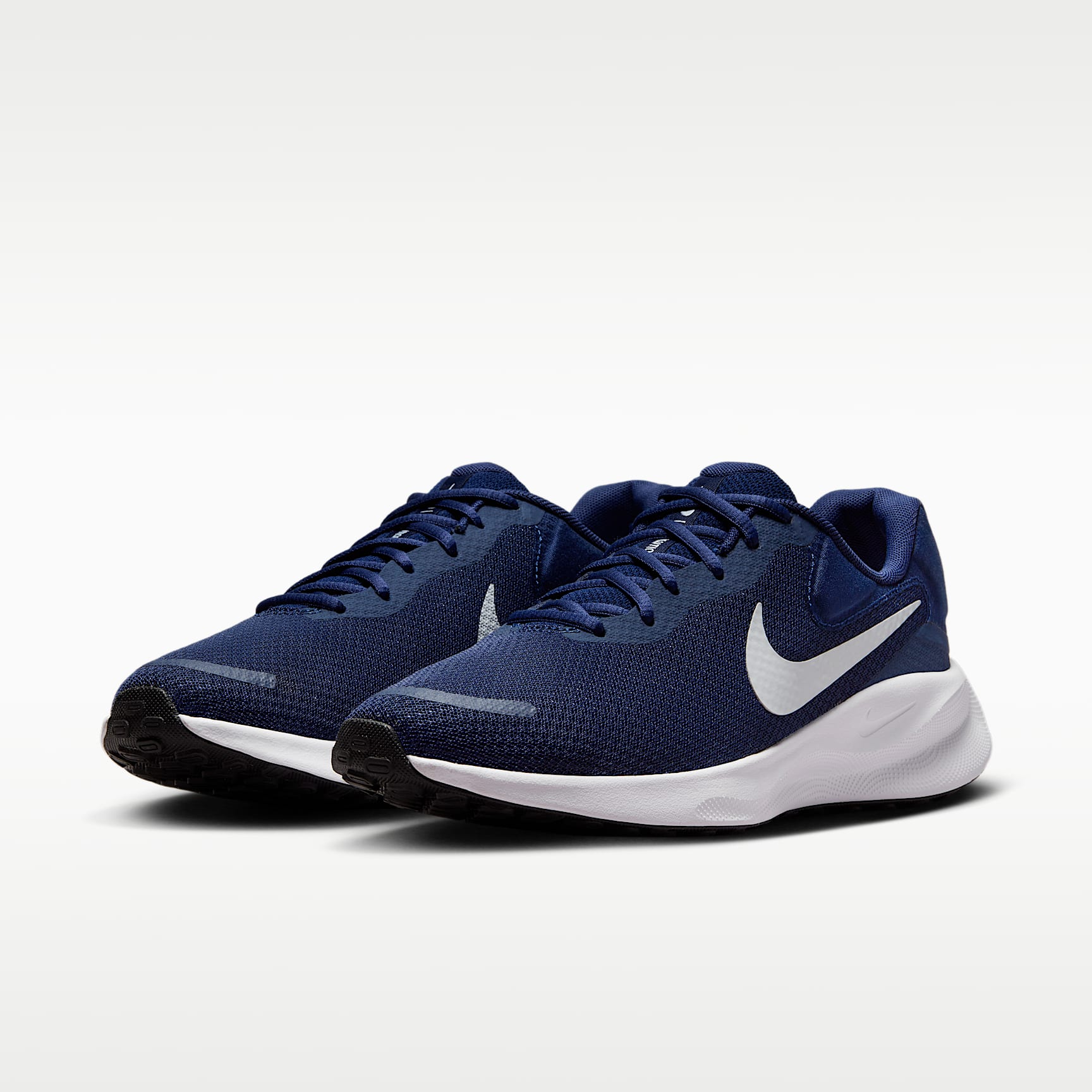Nike Revolution 7 Straßenlaufschuh für Herren – Midnight Navy/Schwarz/Weiß/Pure Platinum