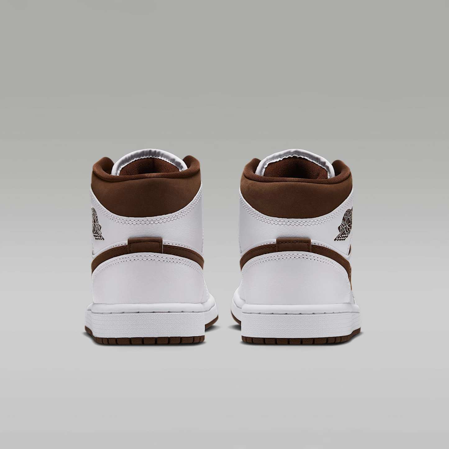 Air Jordan 1 Mid Schuh (Damen) – Weiß/Cacao Wow/Cacao Wow