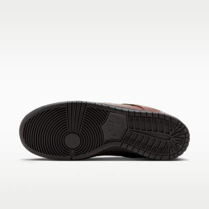 Nike SB Dunk Low Pro Skateboardschuh – Dark Pony/Silber/Weiß/Schwarz