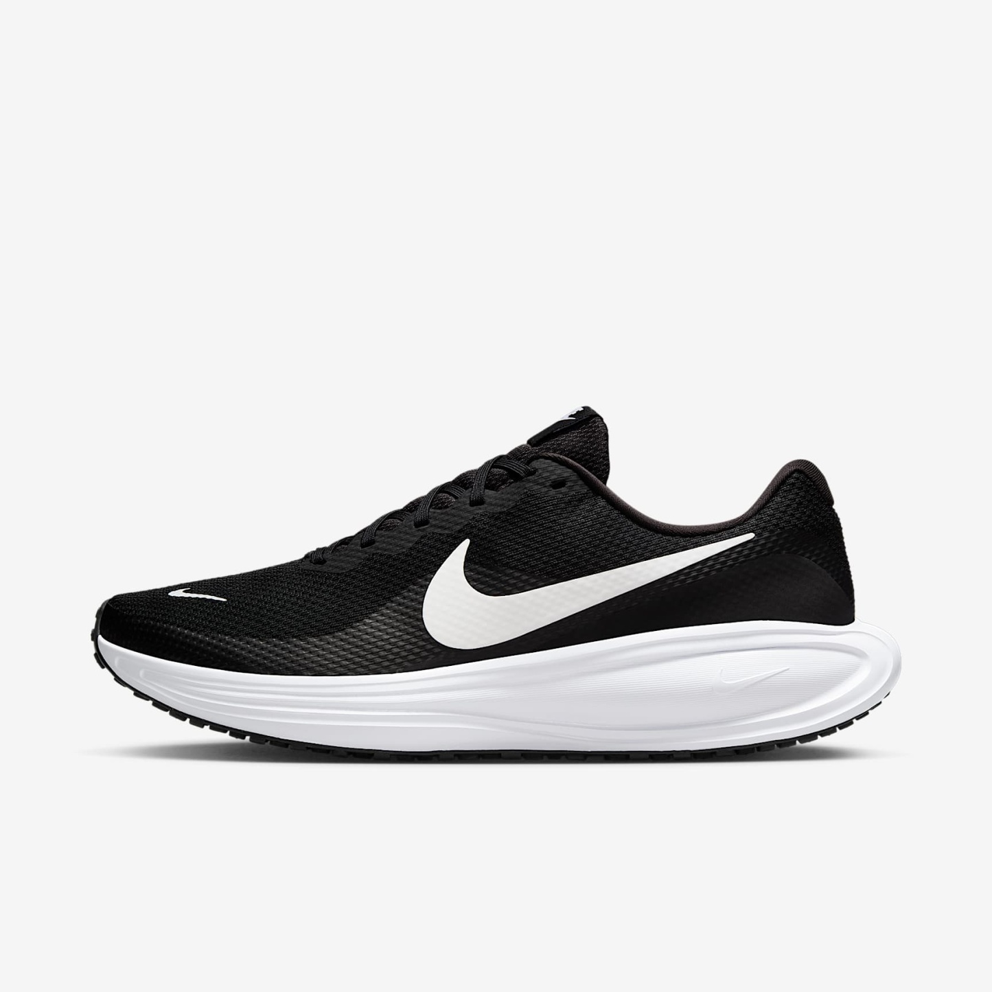 Nike Revolution 8 Straßenlaufschuh (Herren) – Schwarz/Schwarz/Weiß