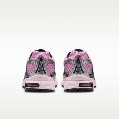 Nike Air Max Moto 2K Schuh mit reflektierenden Akzenten (Damen) – Pink Rise/Metallic Silver/Schwarz/Pearl Pink