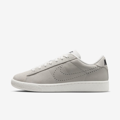 Nike Tennis Classic Damenschuh – Sail/Schwarz/Sail