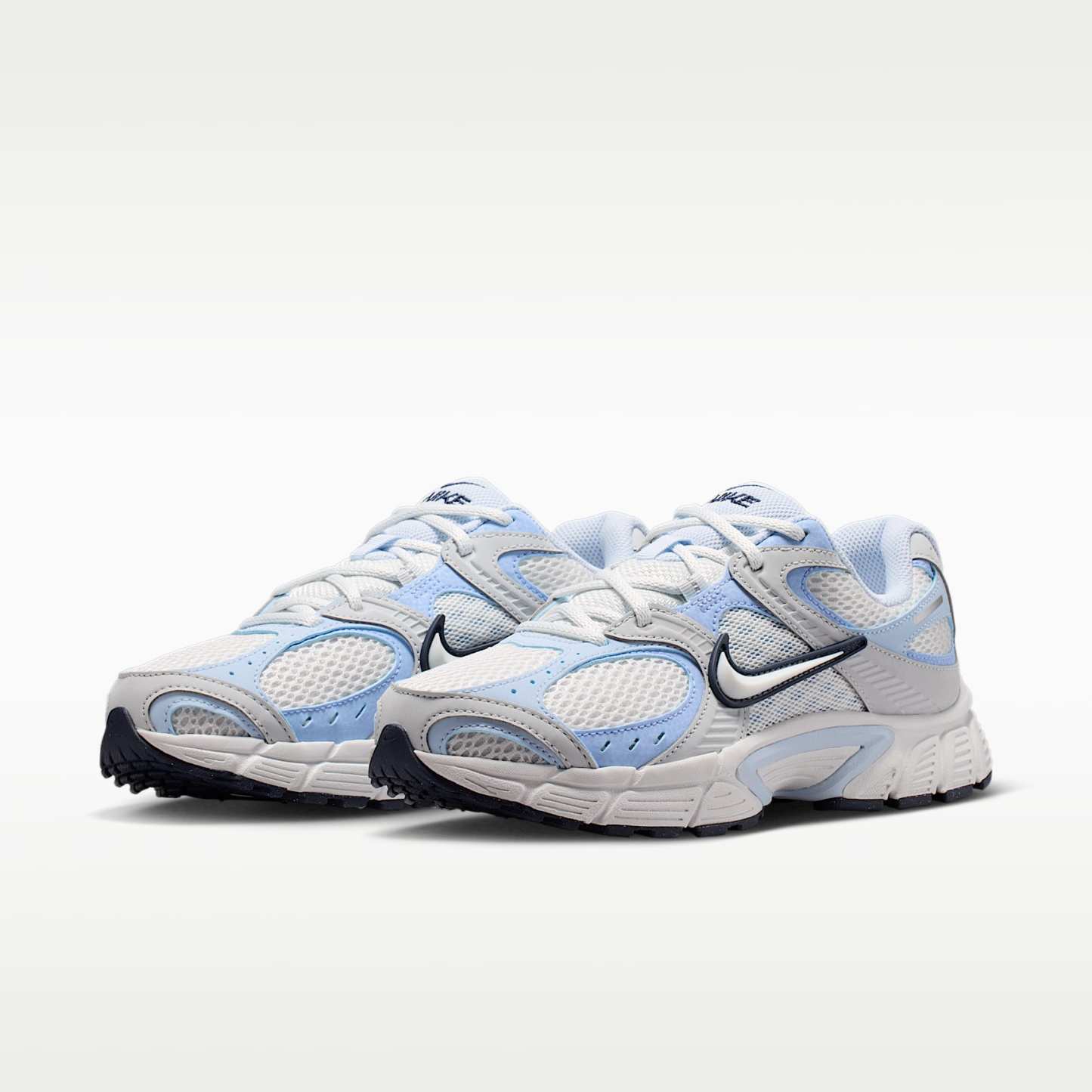 Nike V5 RNR Schuh (Damen) – Off White/Hydrogen Blue/Aluminum/Off White
