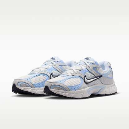 Nike V5 RNR Schuh (Damen) – Off White/Hydrogen Blue/Aluminum/Off White