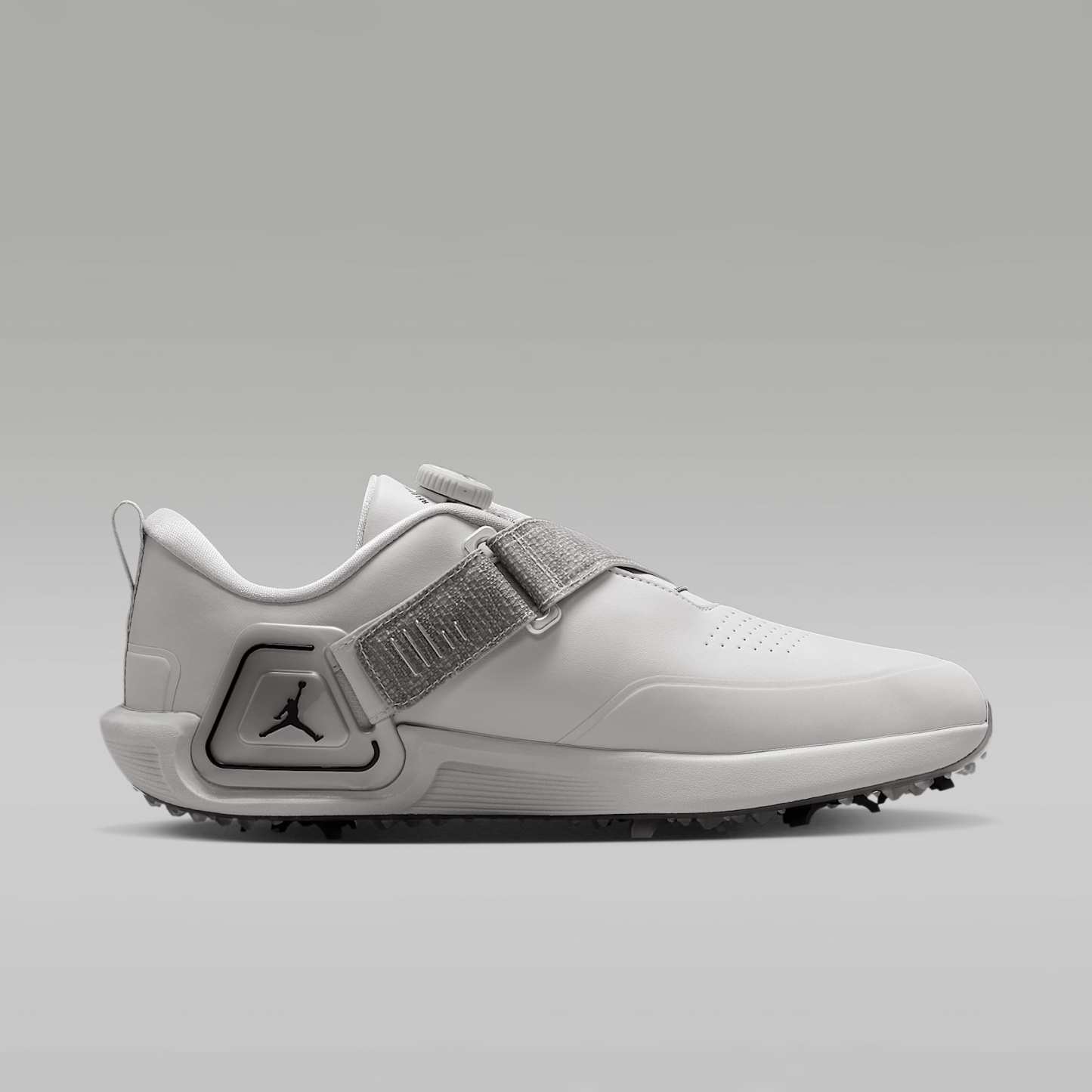 Jordan Air Rev Golfschuh – Neutral Grey/Metallic Silver/Schwarz