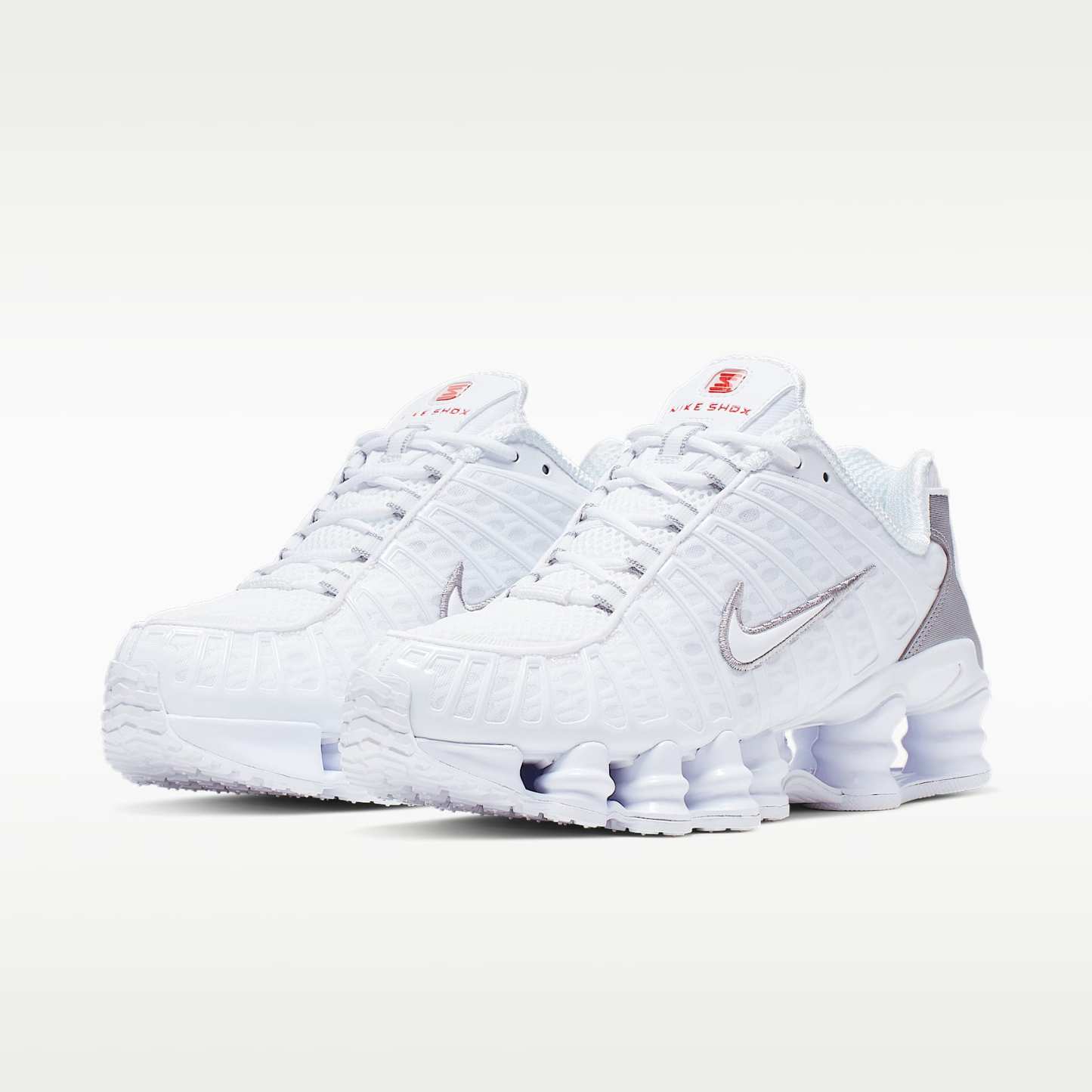 Nike Shox TL Schuh (Damen) – Weiß/Metallic Silver/Max Orange/Weiß