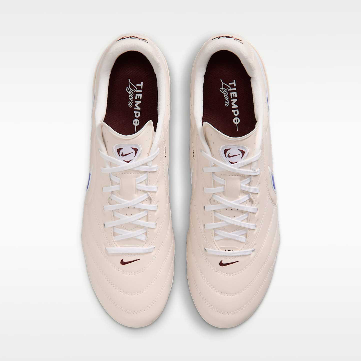 Nike Tiempo Ligera Pro Low-Top-Fußballschuh für weichen Rasen – Chalk/Weiß/Racer Blue