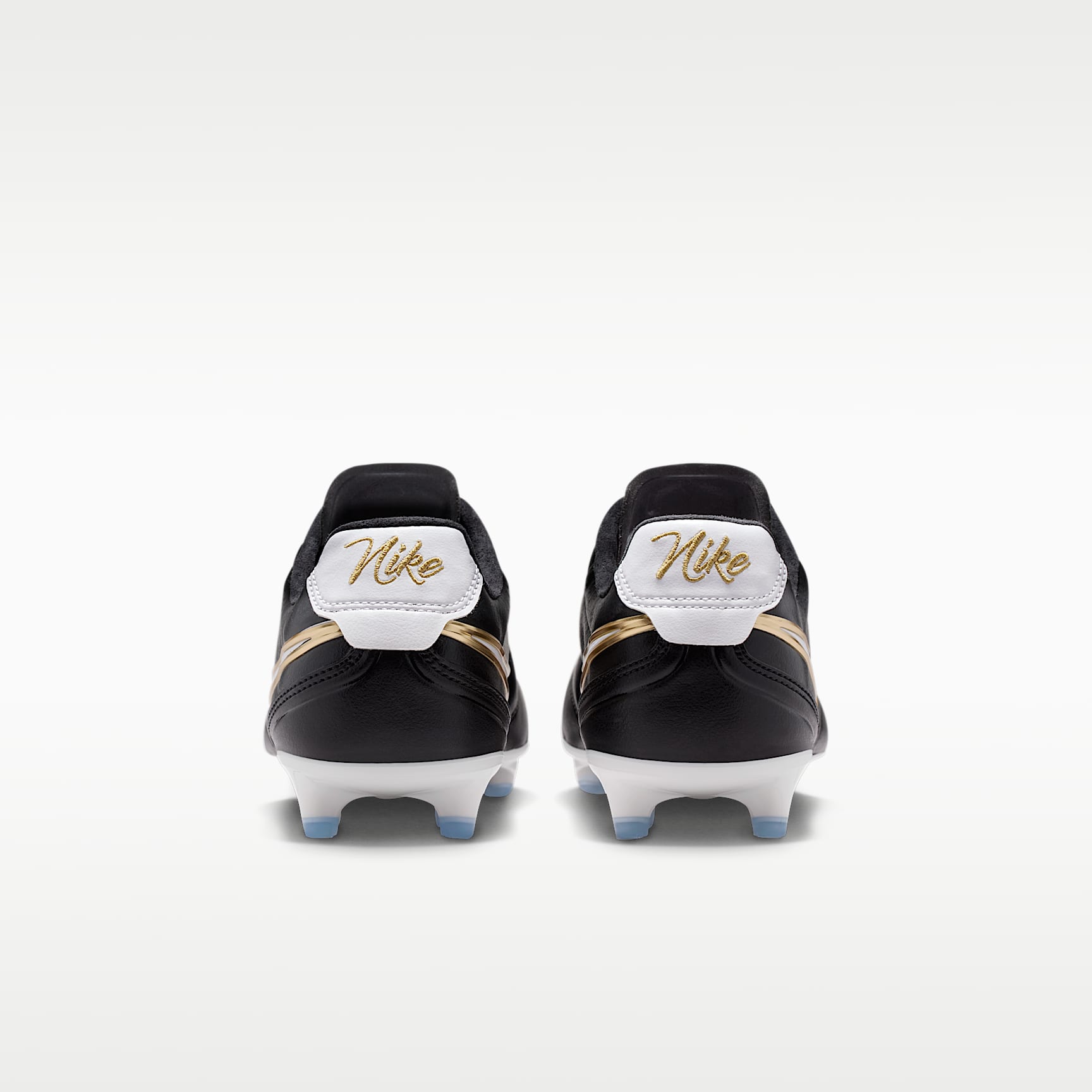 Nike Tiempo Ligera Pro Low-Top-Fußballschuh für normalen Rasen – Schwarz/Weiß