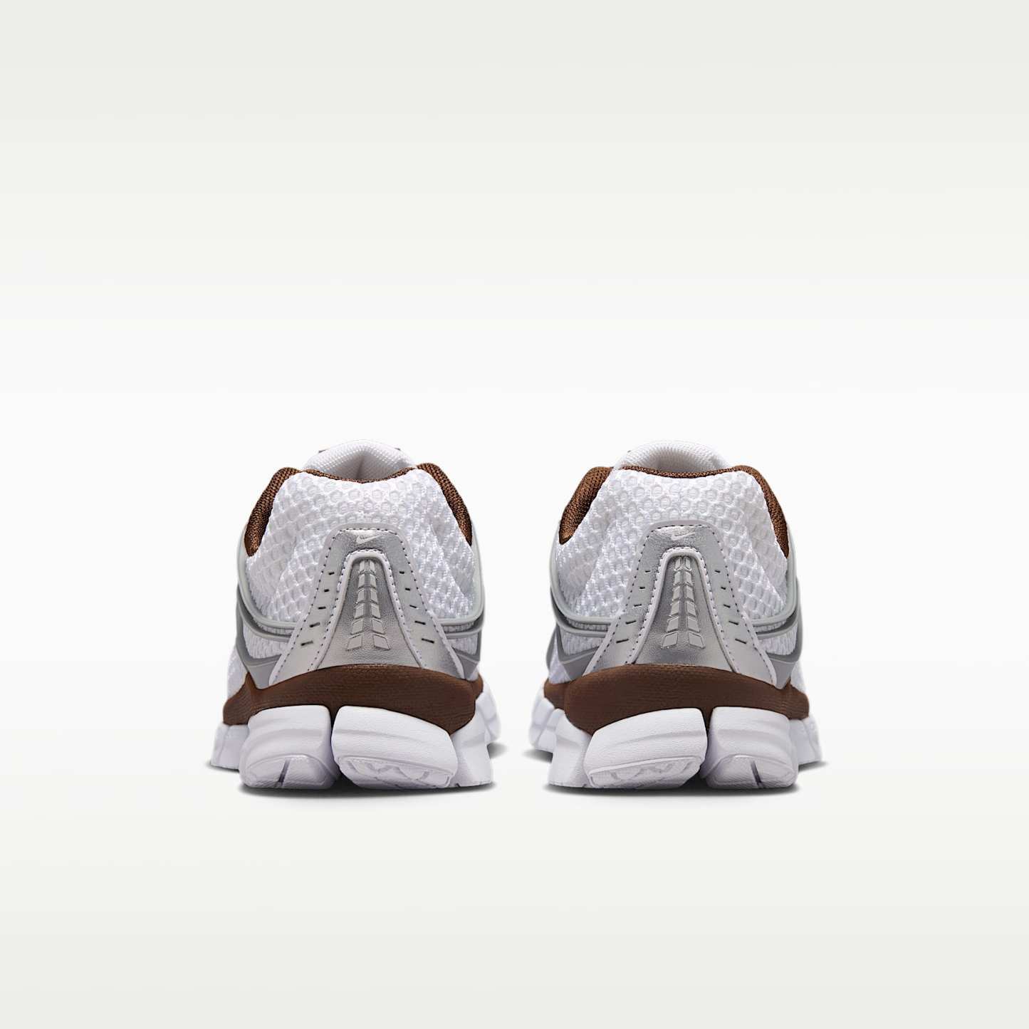 Nike Zoom Skylon 11 Damenschuh – Weiß/Metallic Silver/Cacao Wow