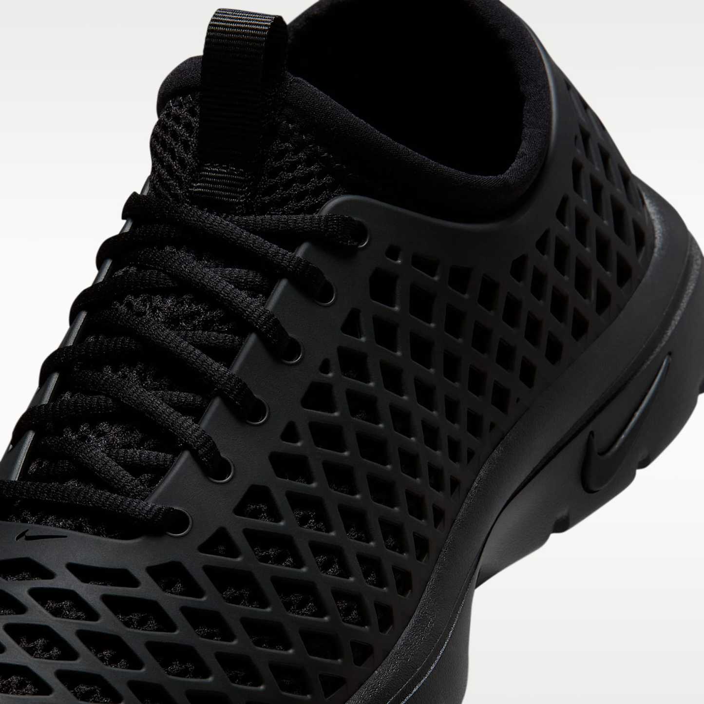 Nike Rejuven8 Run SP Schuh (Damen) – Schwarz/Sail/Schwarz
